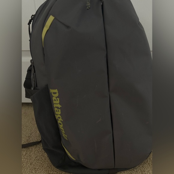 Patagonia Refugio Daypack 26L - Gray - Picture 5 of 9